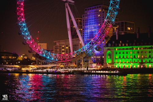 London Eye podczas nocnego rejsu